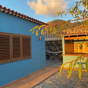 https://villa-mirador-azul.in-canary-islands.com